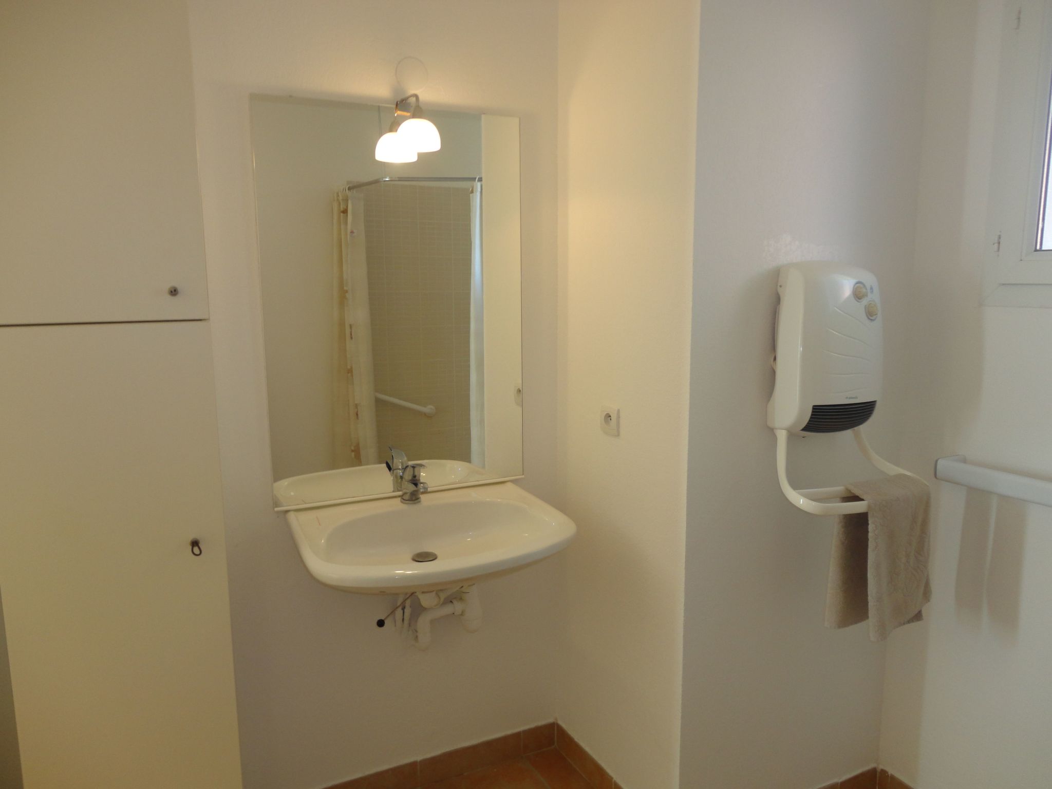 VILLA T3 PMR ZWISCHEN NARBONNE UND CARCASSONNE-Binnen