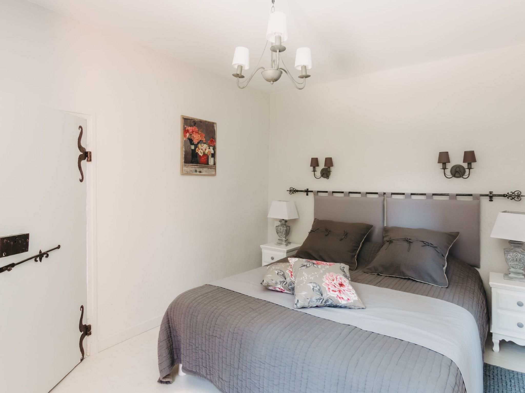 Mit Blick auf das Wasser