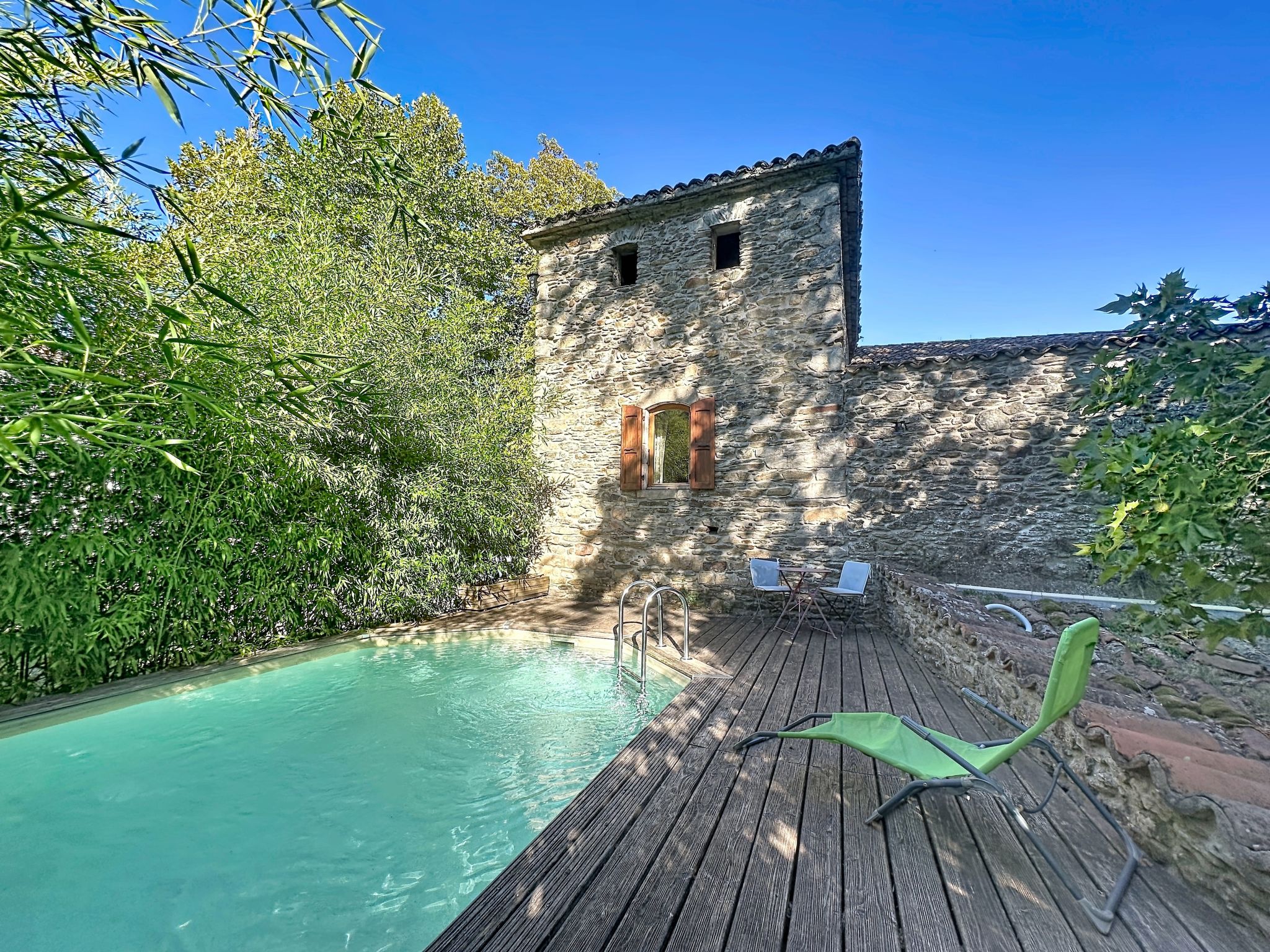 Chateau de la Favède — Pool Outdoor (1 of 66)
