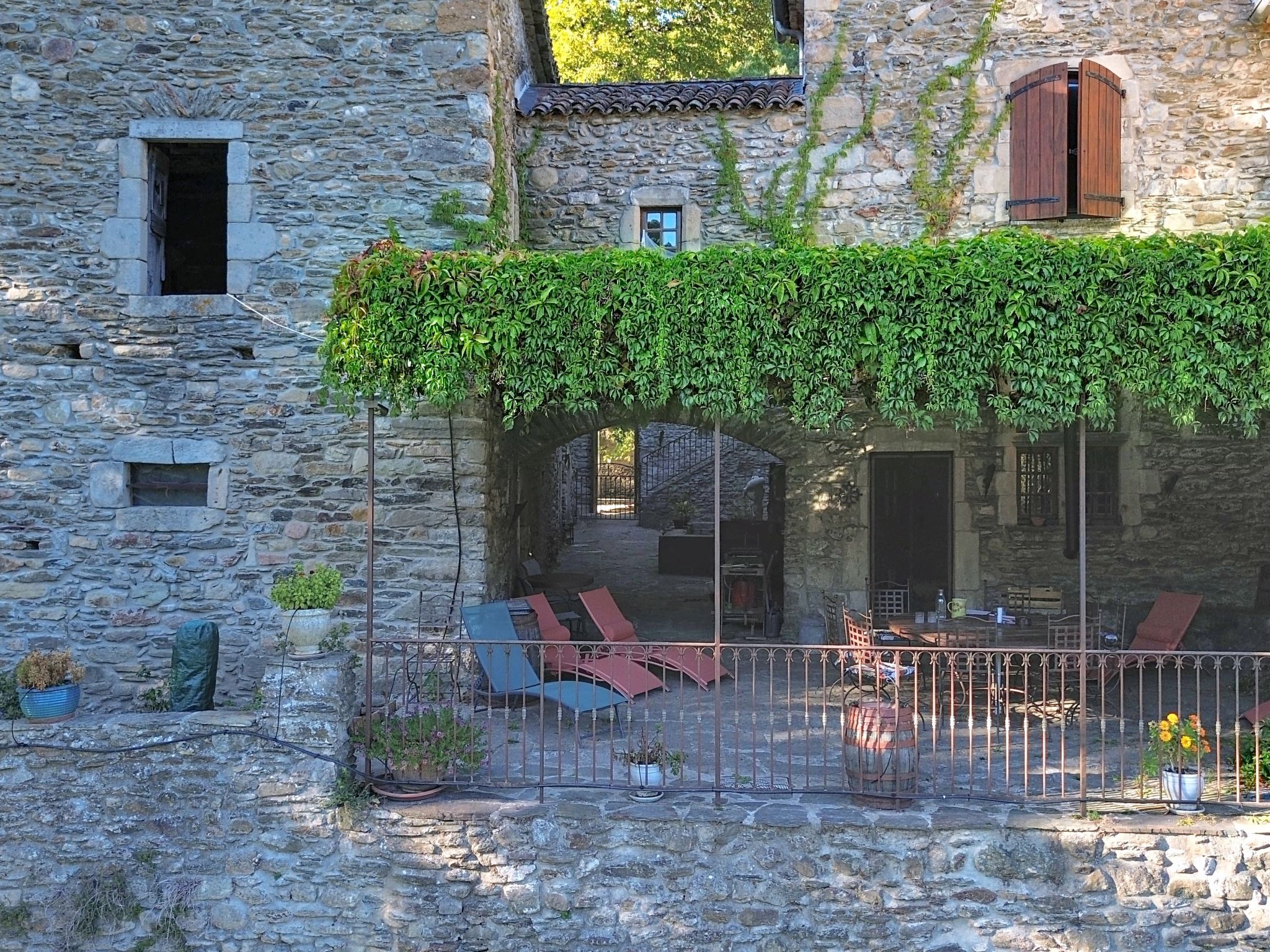 Chateau de la Favède - Buiten