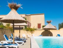 2 hochwertige Mas mit privatem Pool und Blick auf die Landschaft