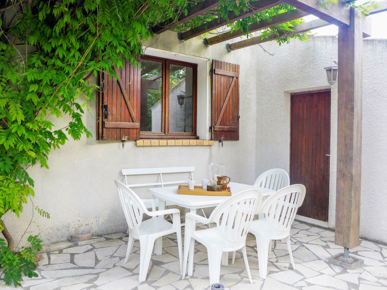 Search and Stay destination Salles-d'Aude, Occitanie - France from AU$ 110. Les Hauts de Grimmal