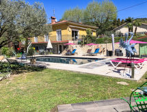 Vrijstaande villa met privé-verwarmd zwembad en Wallbox in Vernet-les-Bains - thumbnail 1