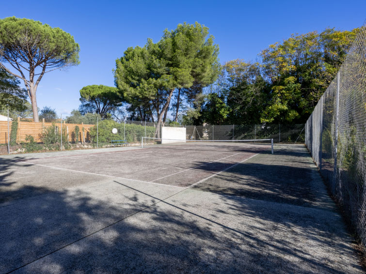 Photo of Le Clos Saint Emilie (Tennis & piscine)