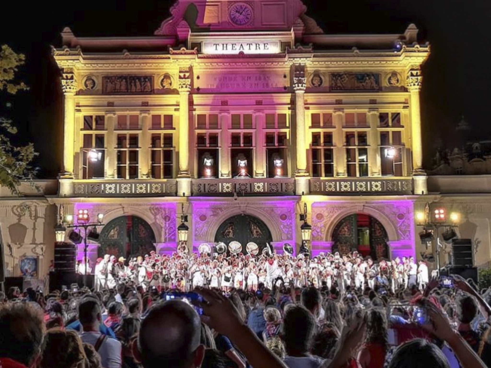 Photo of mit Terrasse