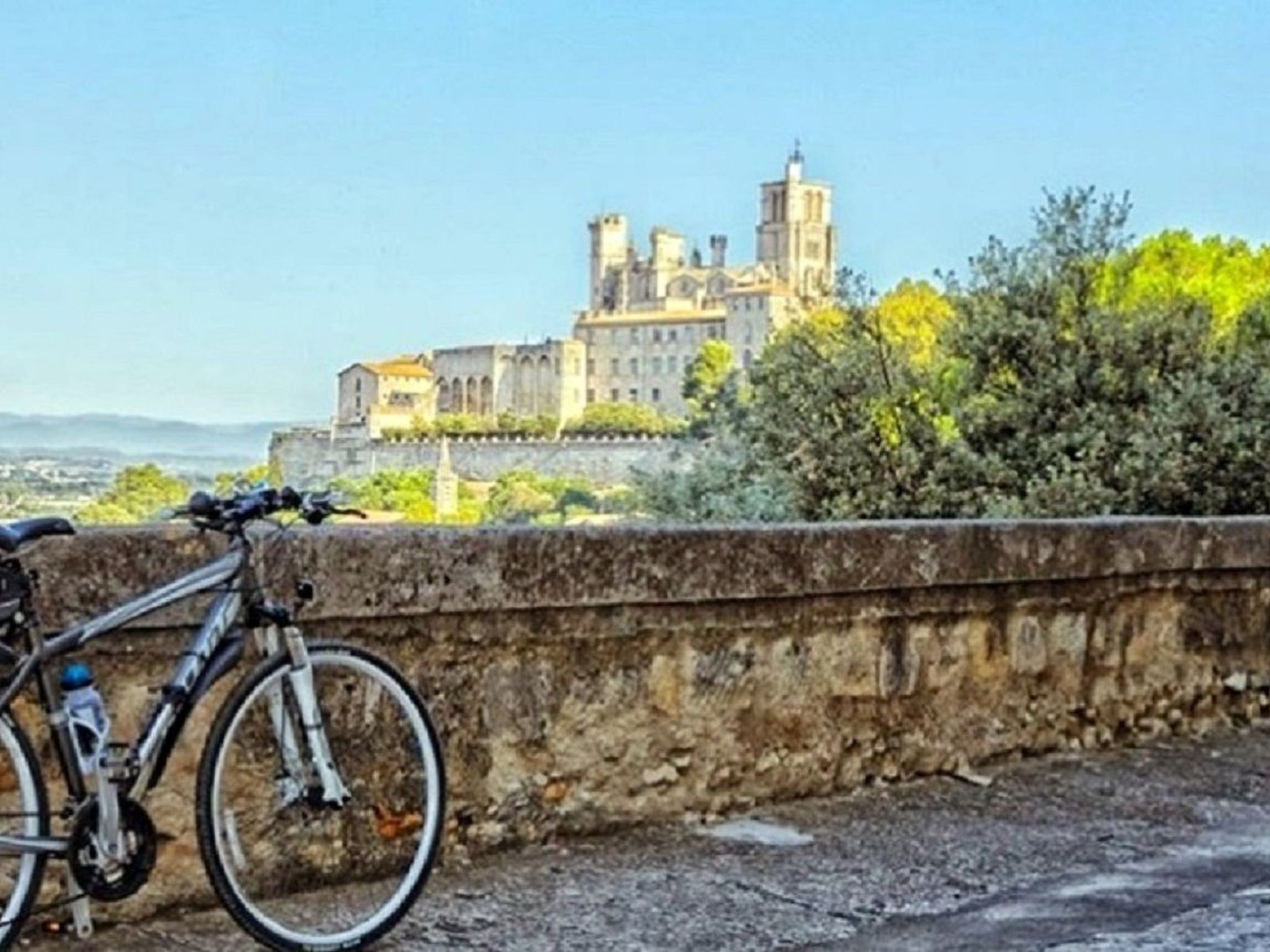 Mit eigenem Parkplatz-Buiten