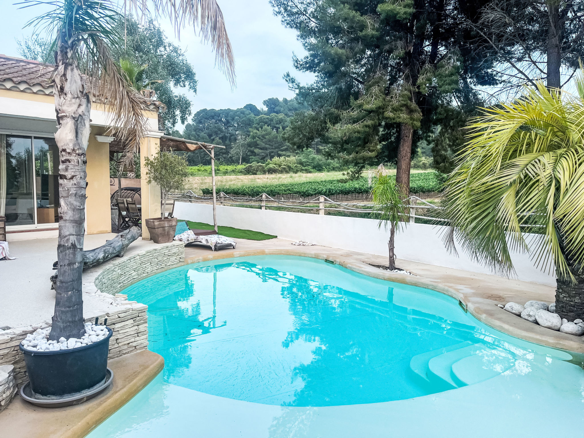 La pinède-Outside