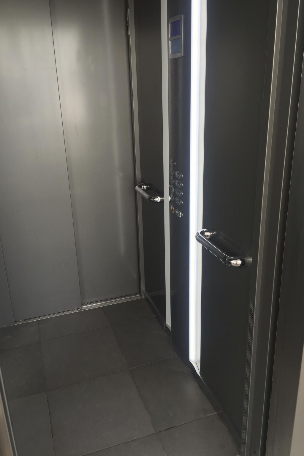 SCHÖNE T3 MIT SÜDTERRASSE-Binnen