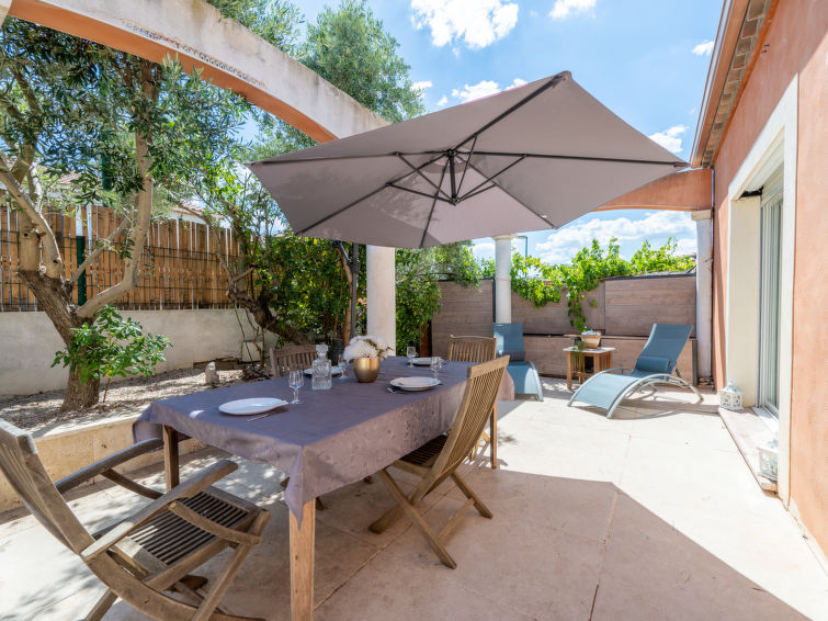Search and Stay destination Vendres, Occitanie - France from AU$ 165. Jasmine