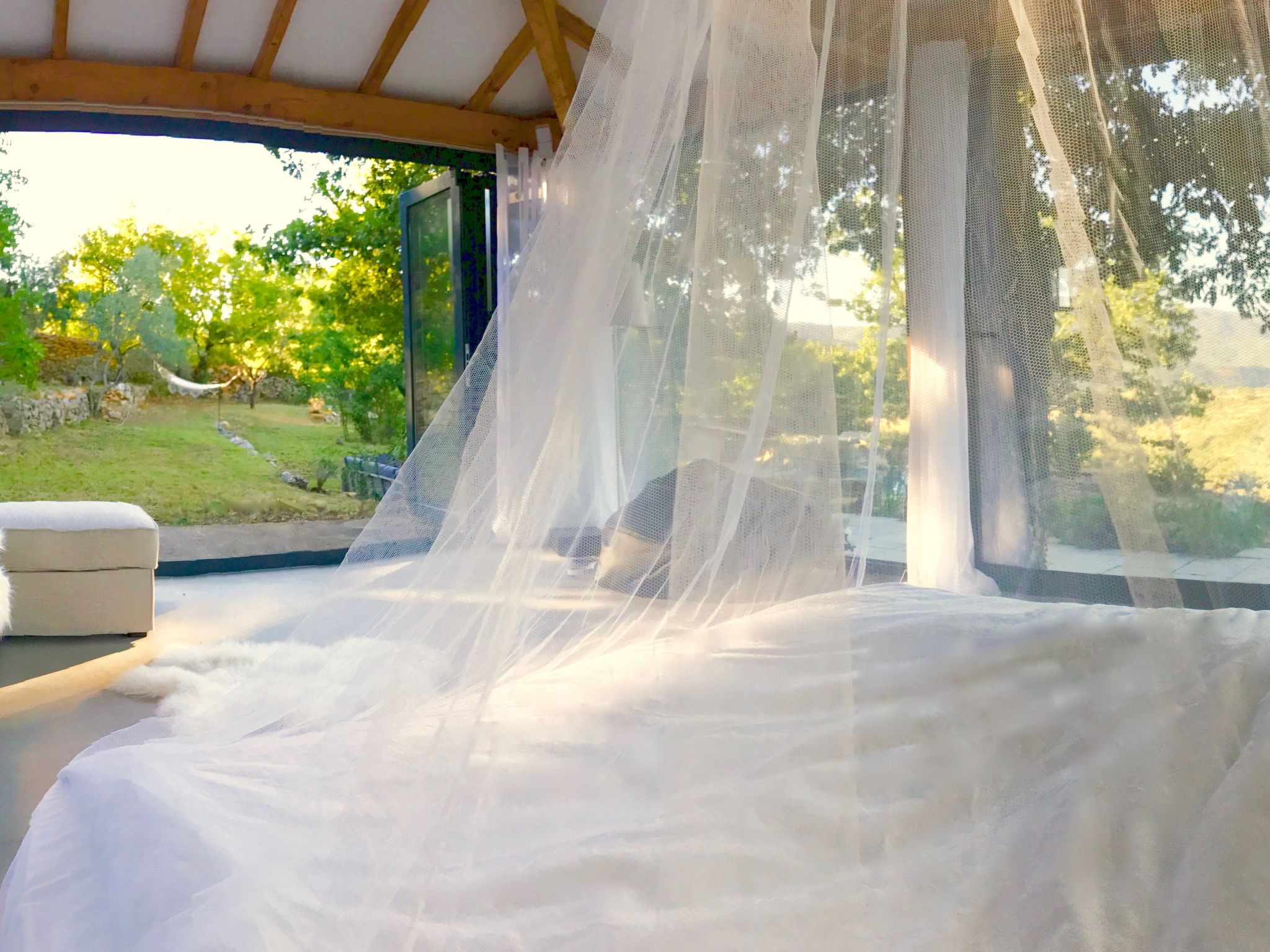 Privater Rückzugsort in den Bergen in Südfrankreich-Image-tags.info