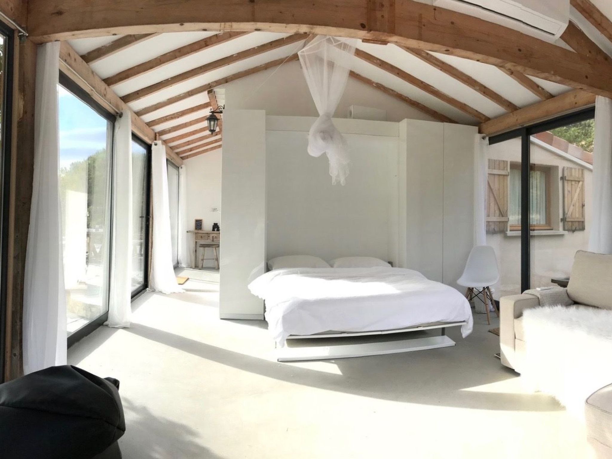 Privater Rückzugsort in den Bergen in Südfrankreich-Image-tags.info