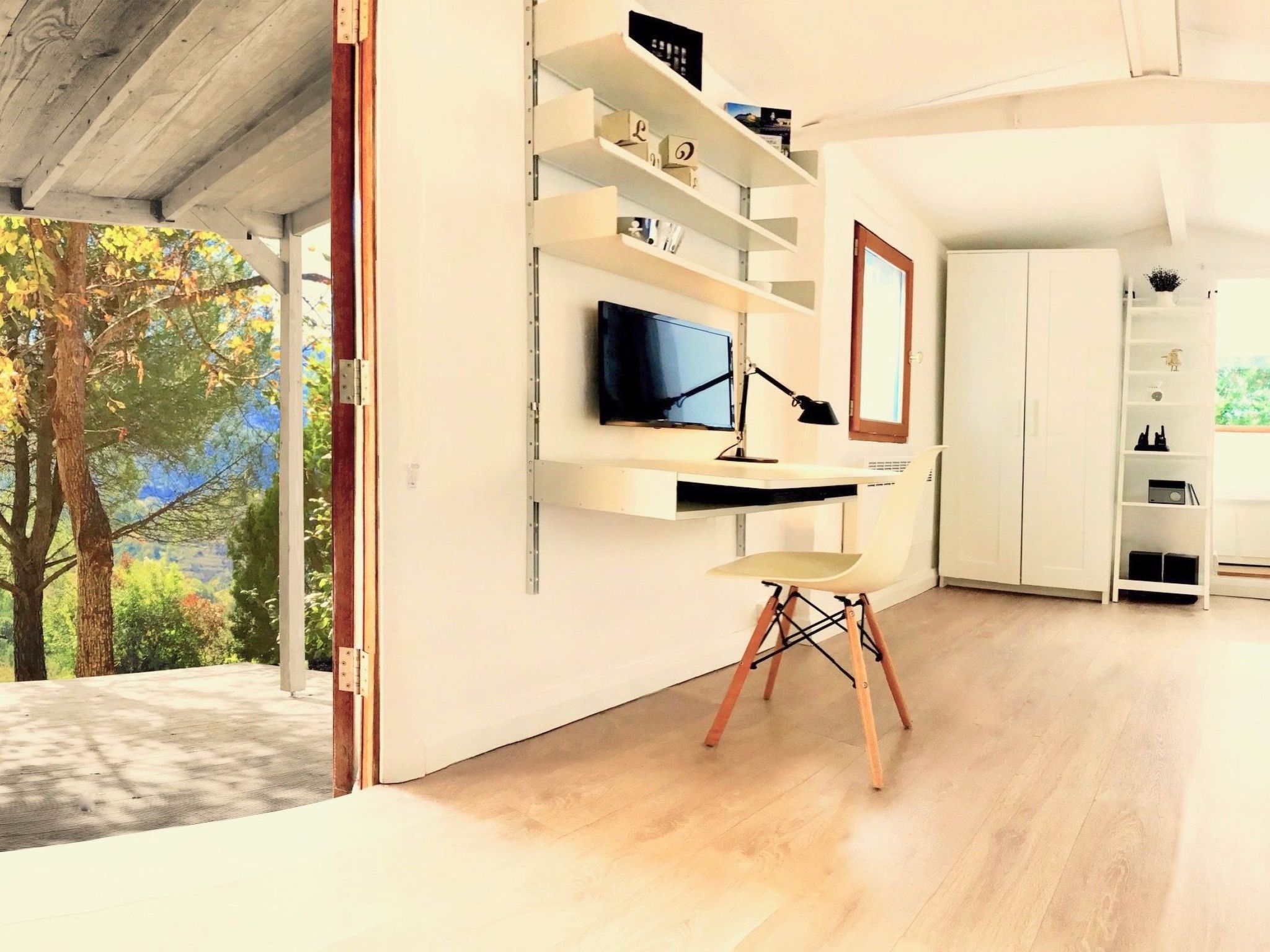 Privater Rückzugsort in den Bergen in Südfrankreich-Image-tags.info