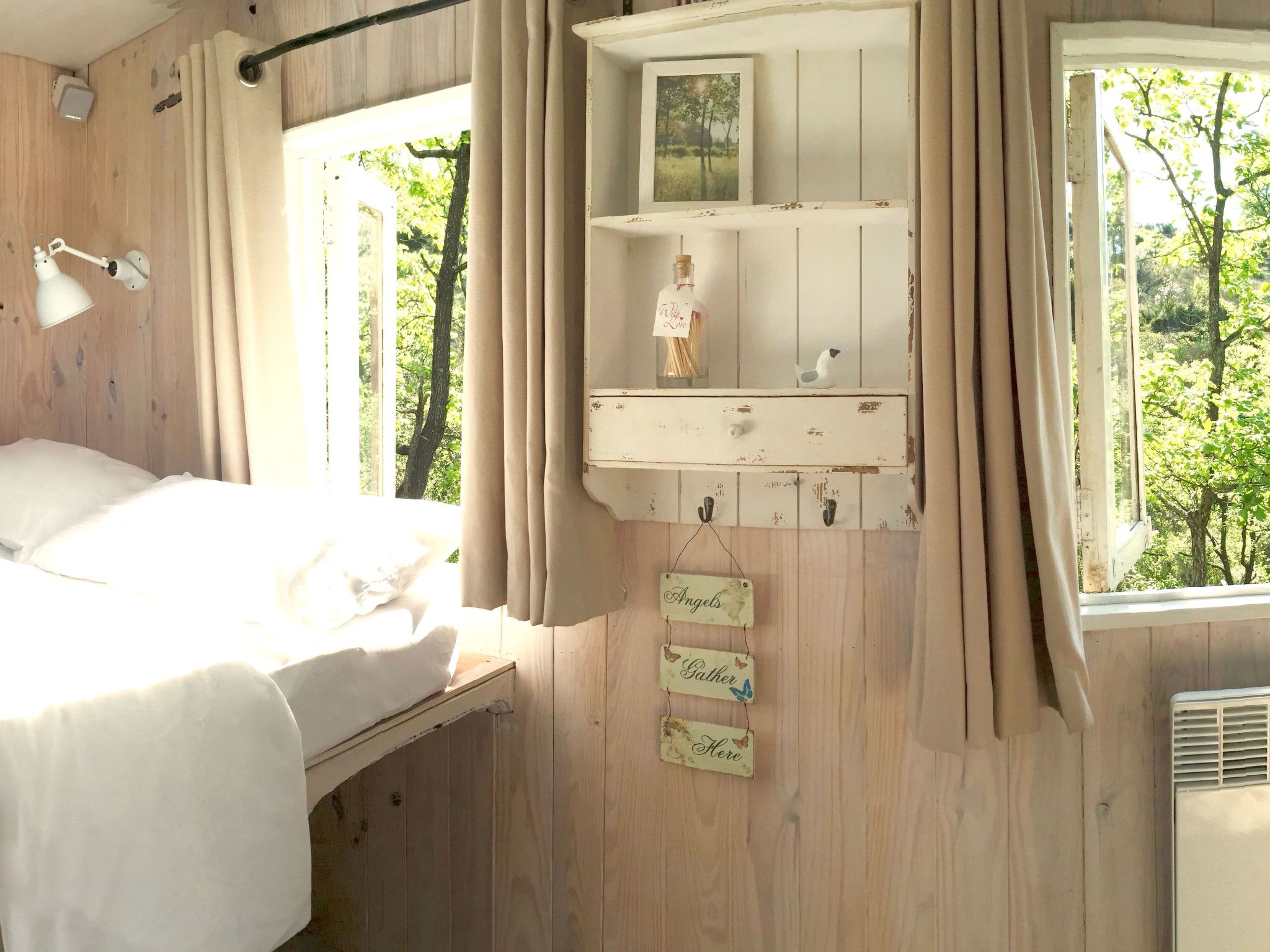 Privater Rückzugsort in den Bergen in Südfrankreich-Image-tags.info