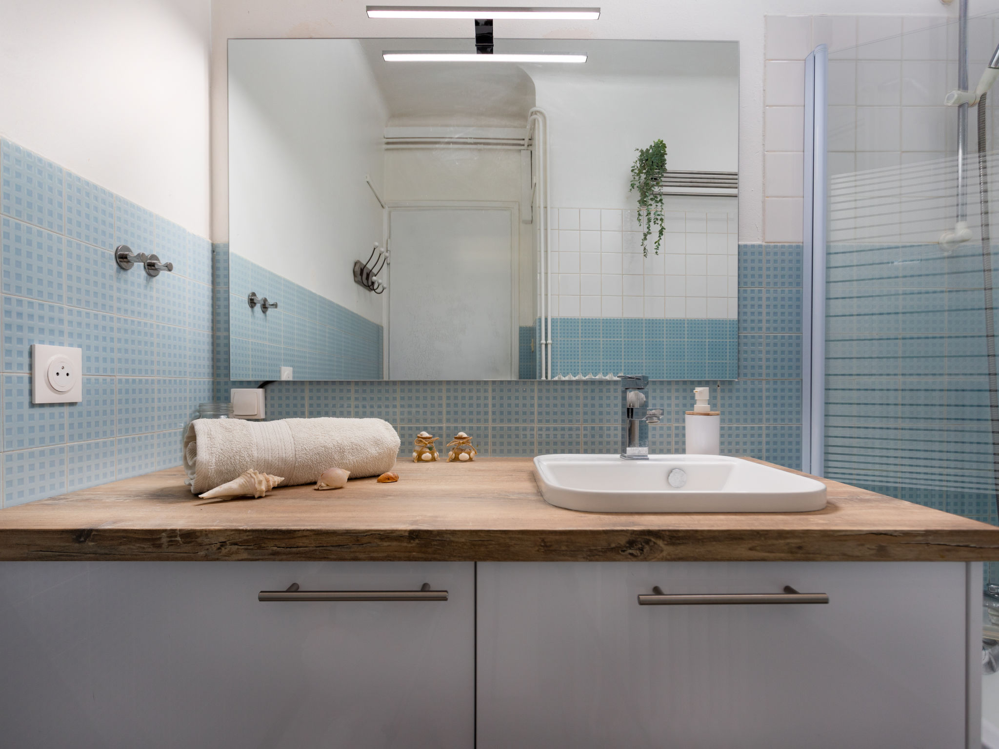 Appartement Résidence les Roses – Salle de bains, photo 16 sur 37