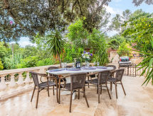 Villa du Soleil: Ruim vakantiehuis met verwarmd zwembad bij Nîmes - thumbnail 5