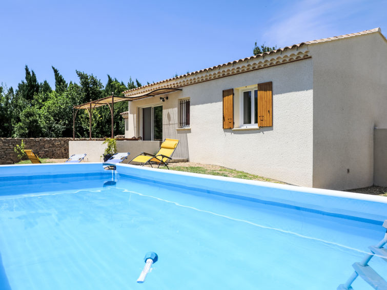 Search and Stay destination Laudun-l'Ardoise, Occitanie - France from AU$ 148. A la porte d'Avignon