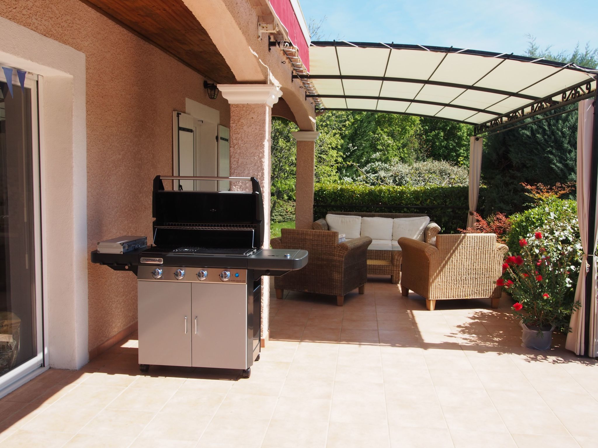 Urlaub im Süden zwischen Meer und Bergen-Binnen