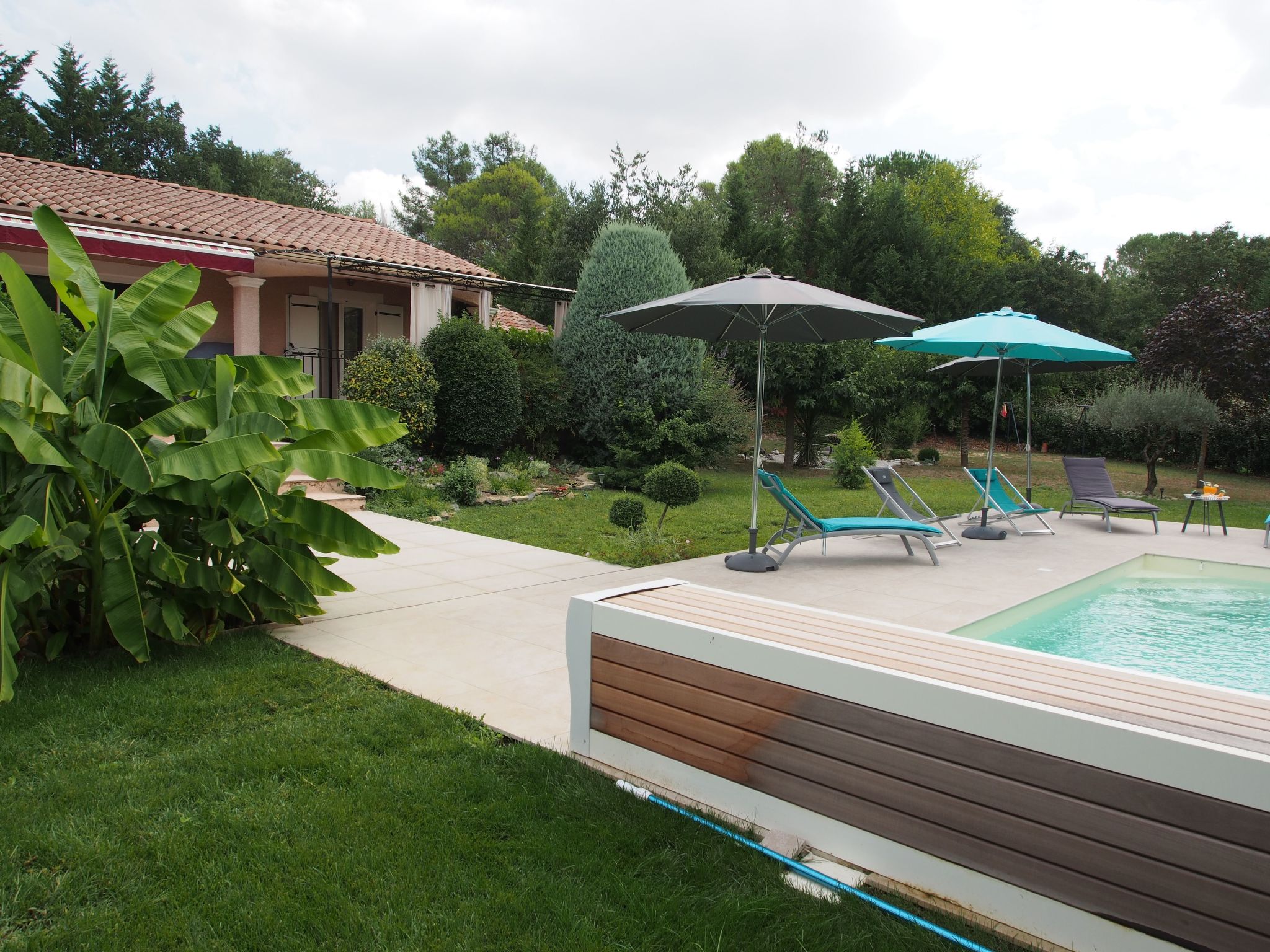 Urlaub im Süden zwischen Meer und Bergen-Binnen