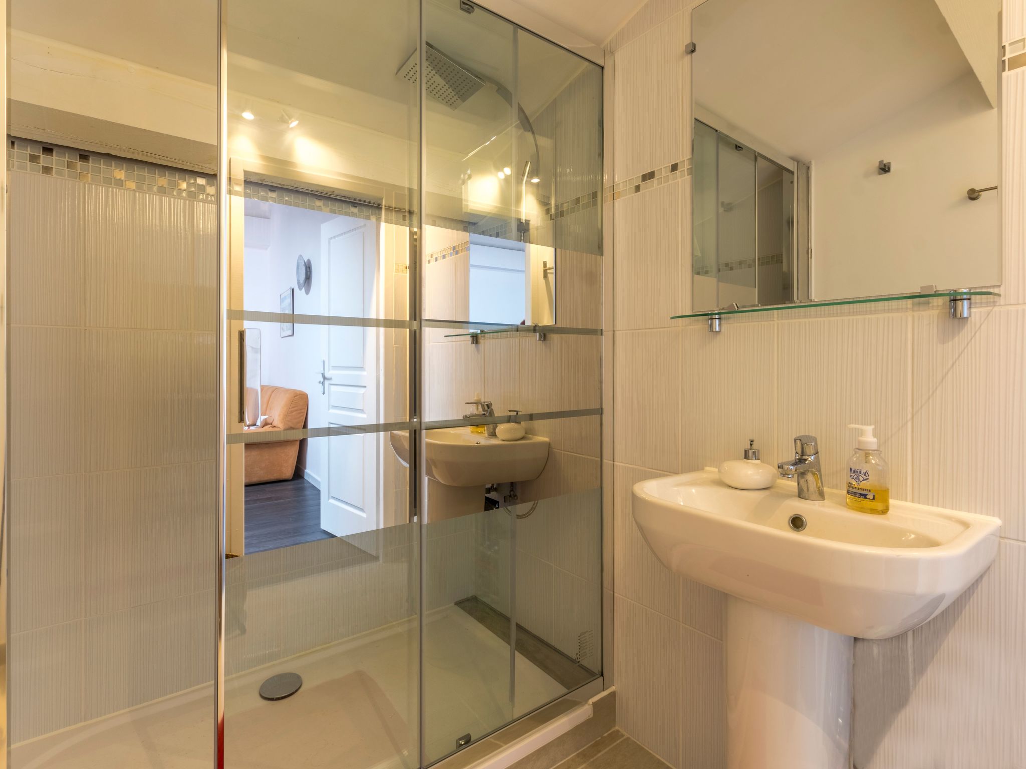 Zwischen Meer, Seen und Bergen-Image-tags.info