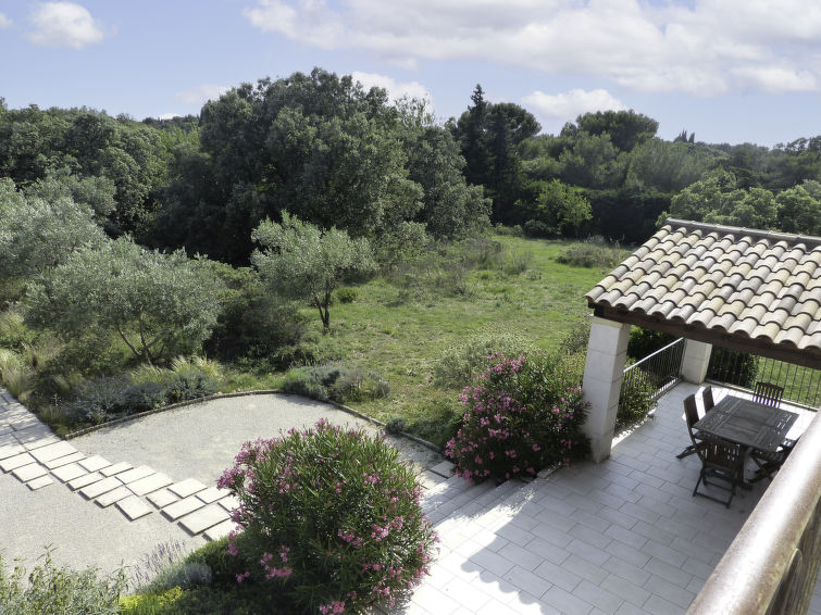 Search and Stay destination Pujaut, Occitanie - France from AU$ 314. La Garrigue (PUJ100)