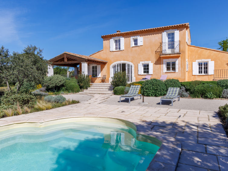 Search and Stay Destinations. Holidays Rentals in Pujaut, Gard - Occitanie - France