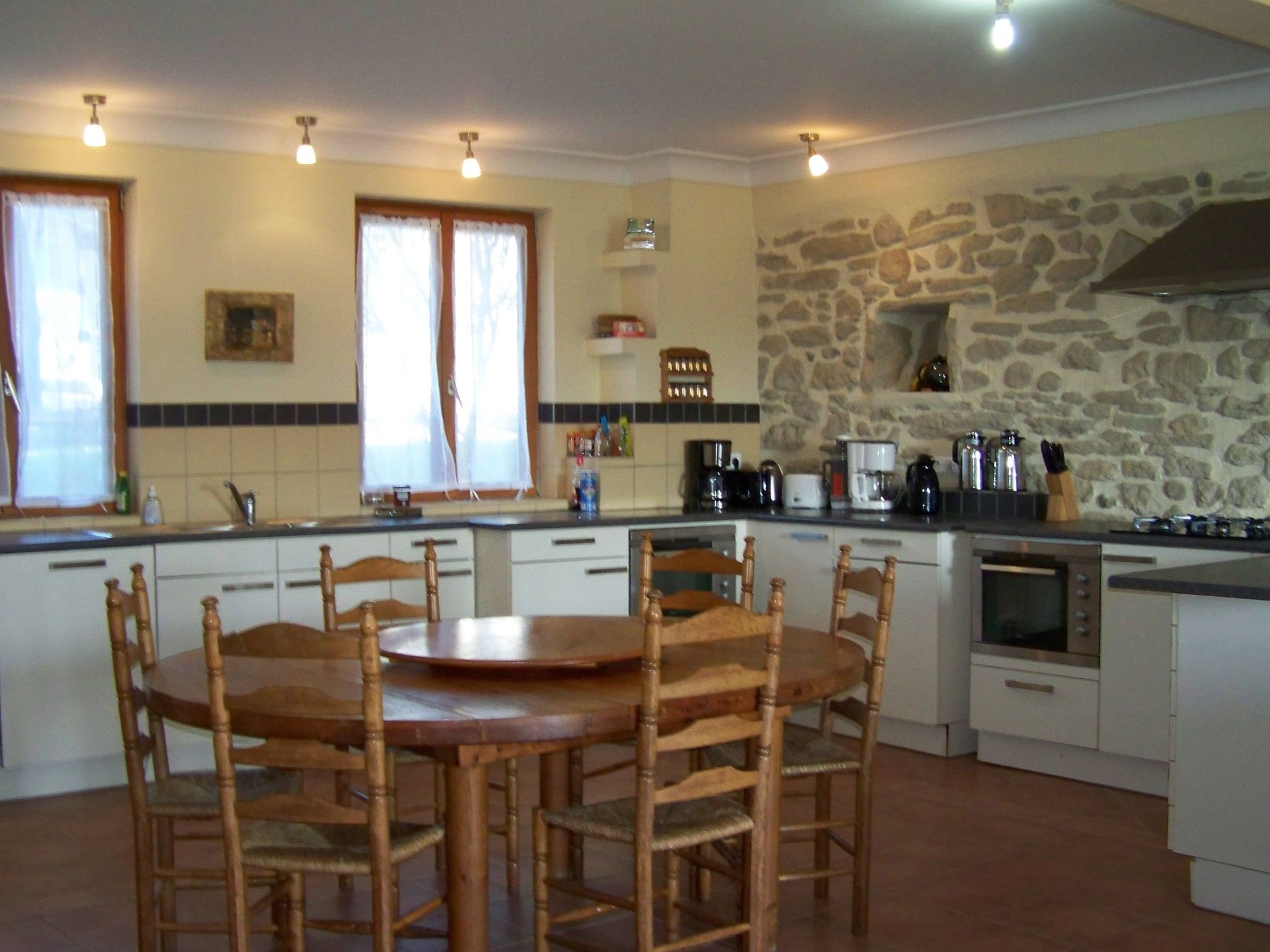 Sehr großes Ferienhaus inmitten der Natur-Binnen