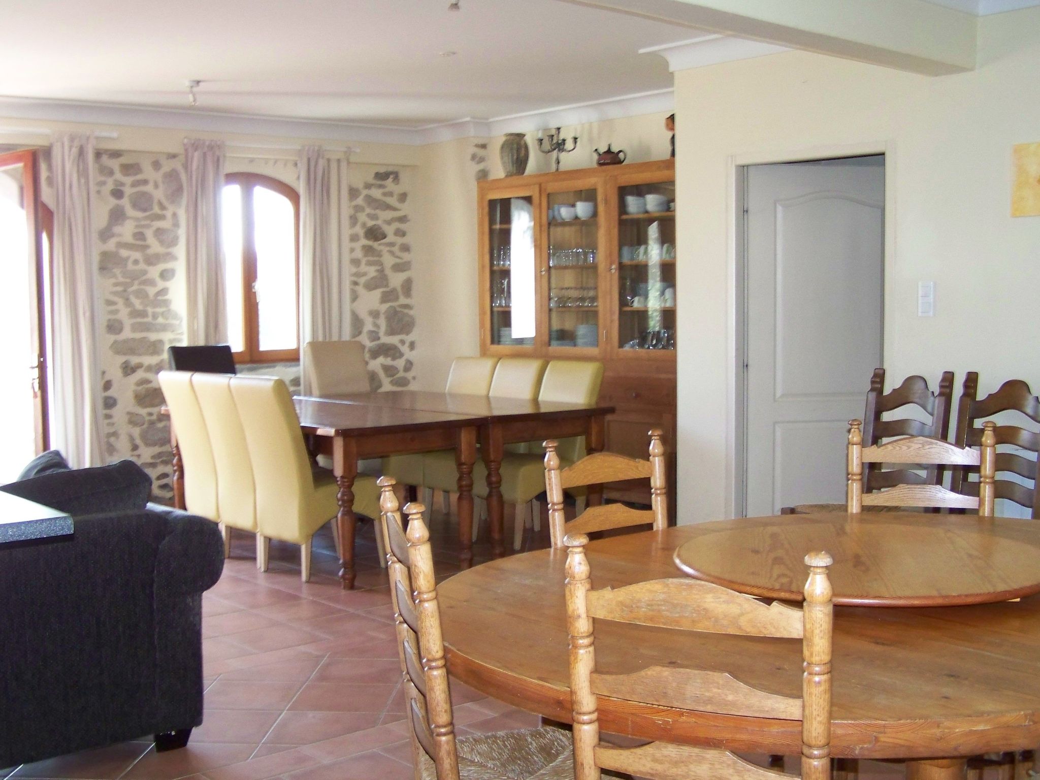 Sehr großes Ferienhaus inmitten der Natur-Binnen