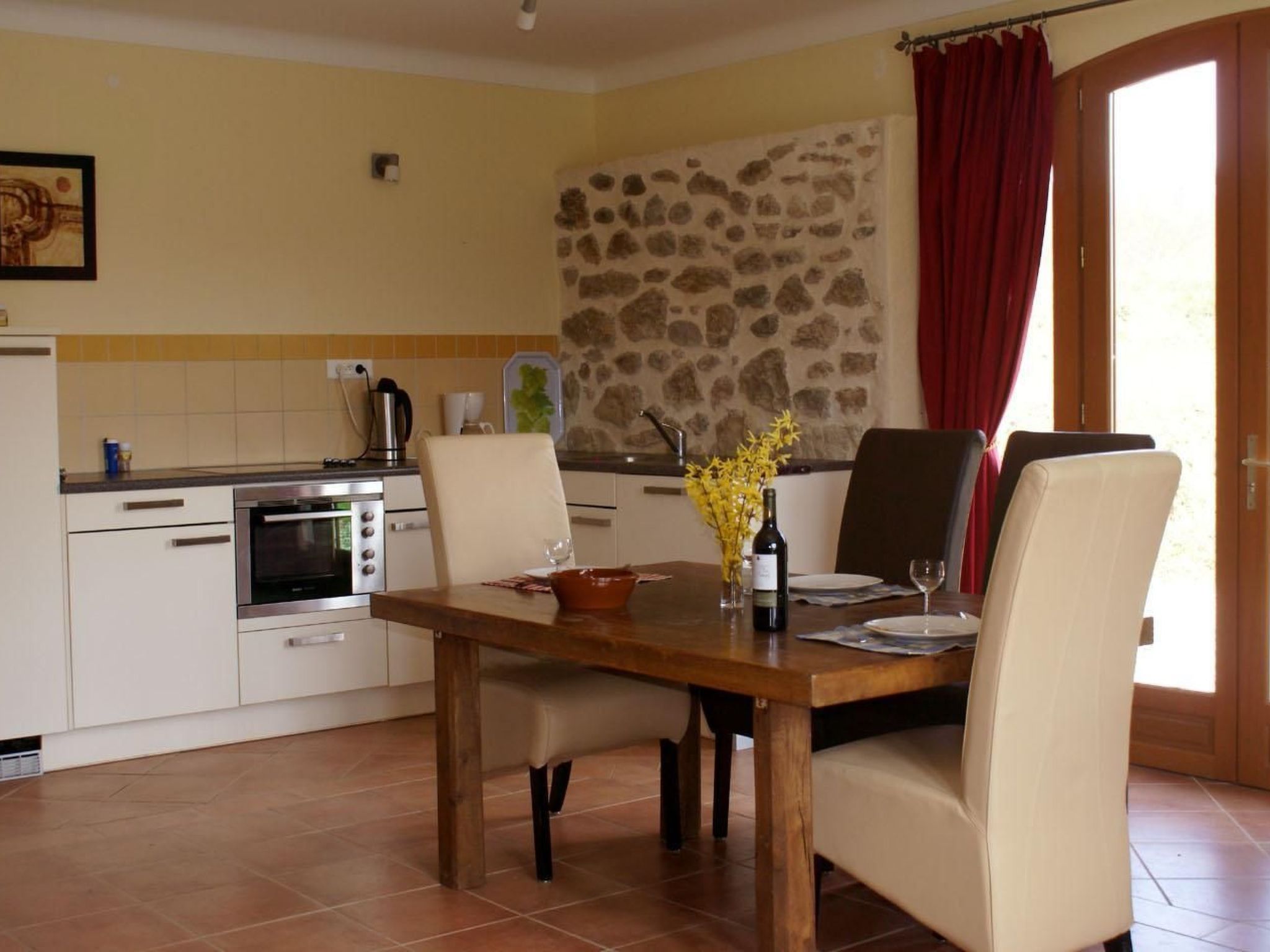 Luxuriöses Ferienhaus mit mehreren Terrassen-Binnen