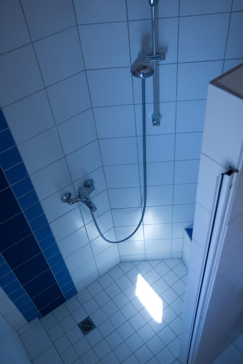 Luxuriöses Ferienhaus mit mehreren Terrassen-Binnen