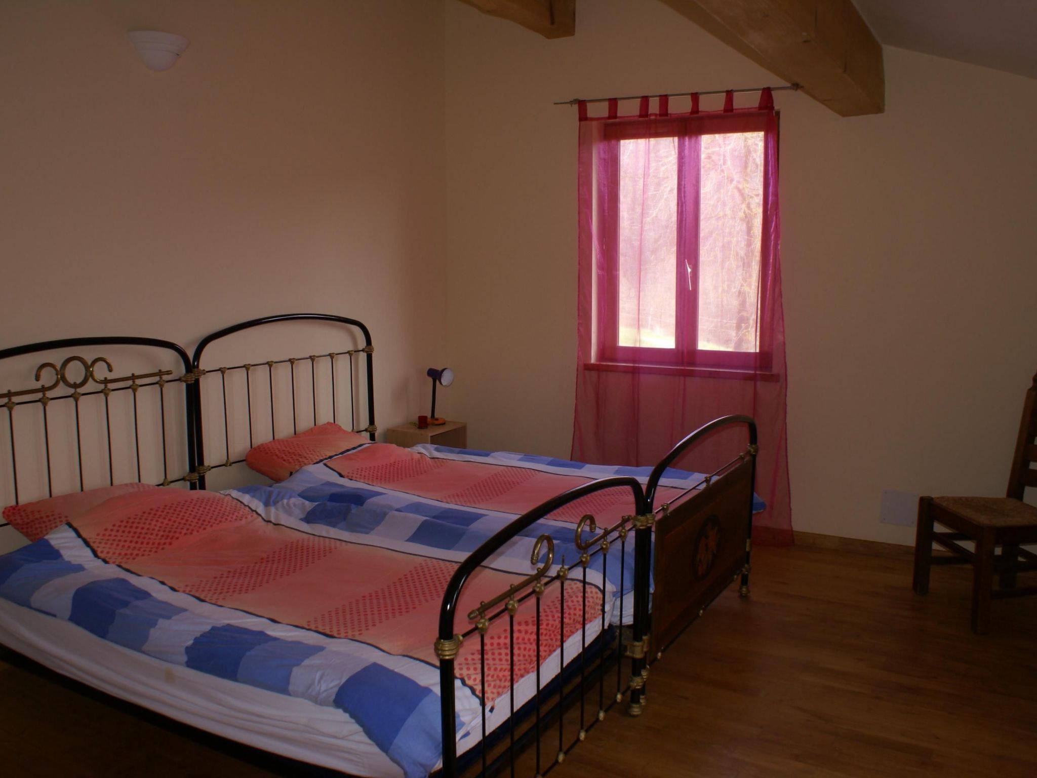 Luxuriöses Ferienhaus mit mehreren Terrassen-Binnen