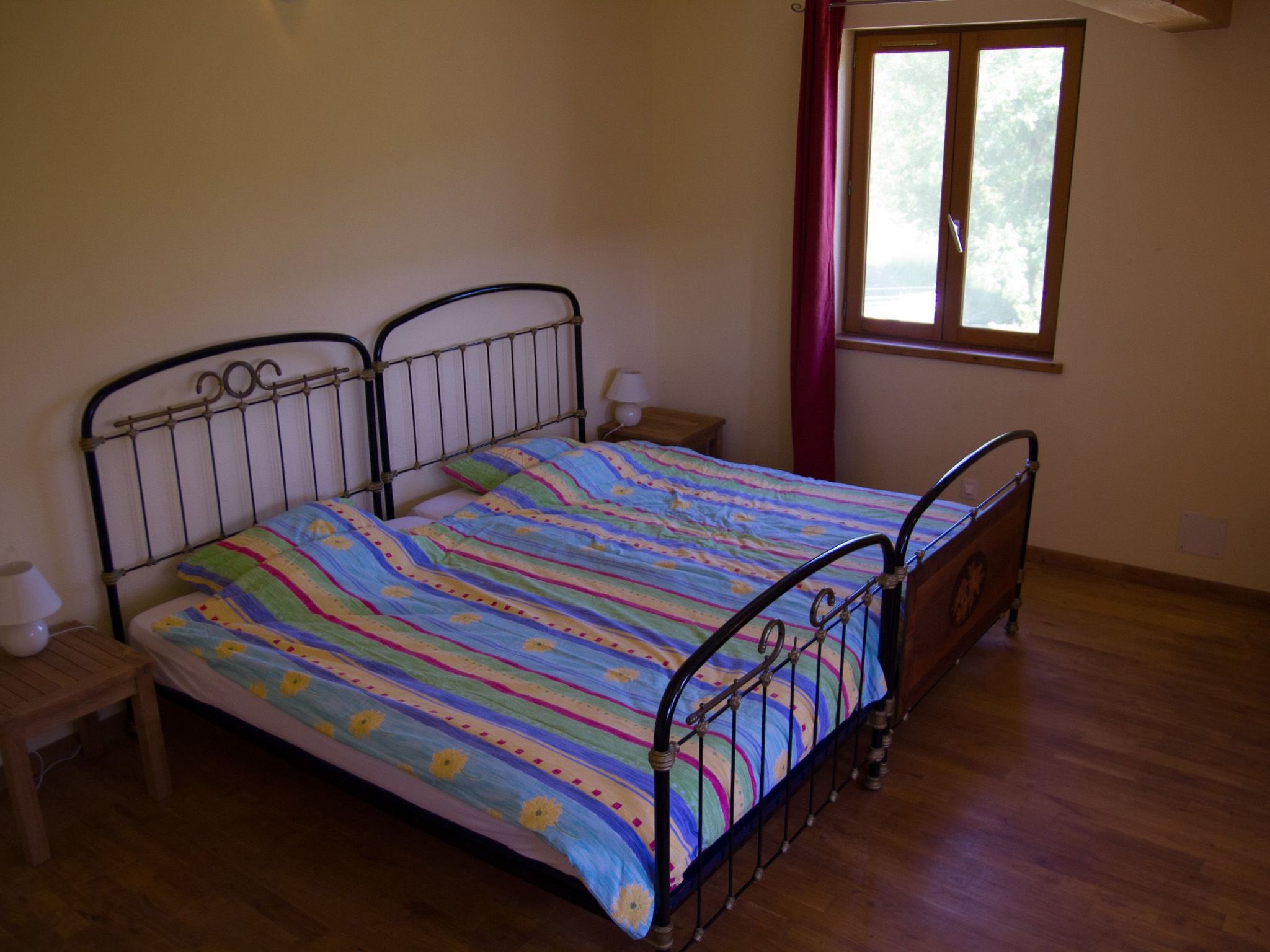 Luxuriöses Ferienhaus mit mehreren Terrassen-Binnen