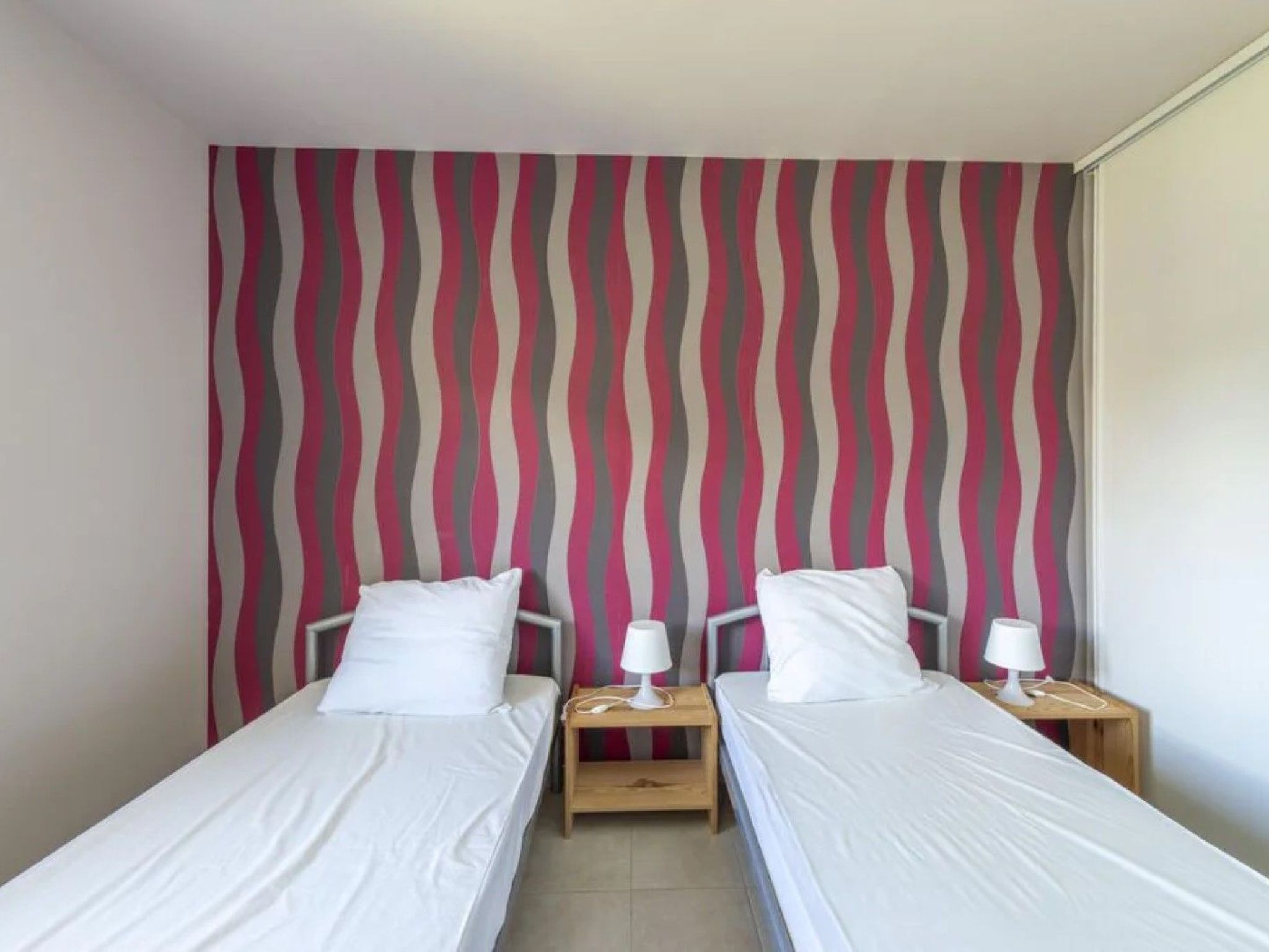 Für 2 Personen und 2 Kinder