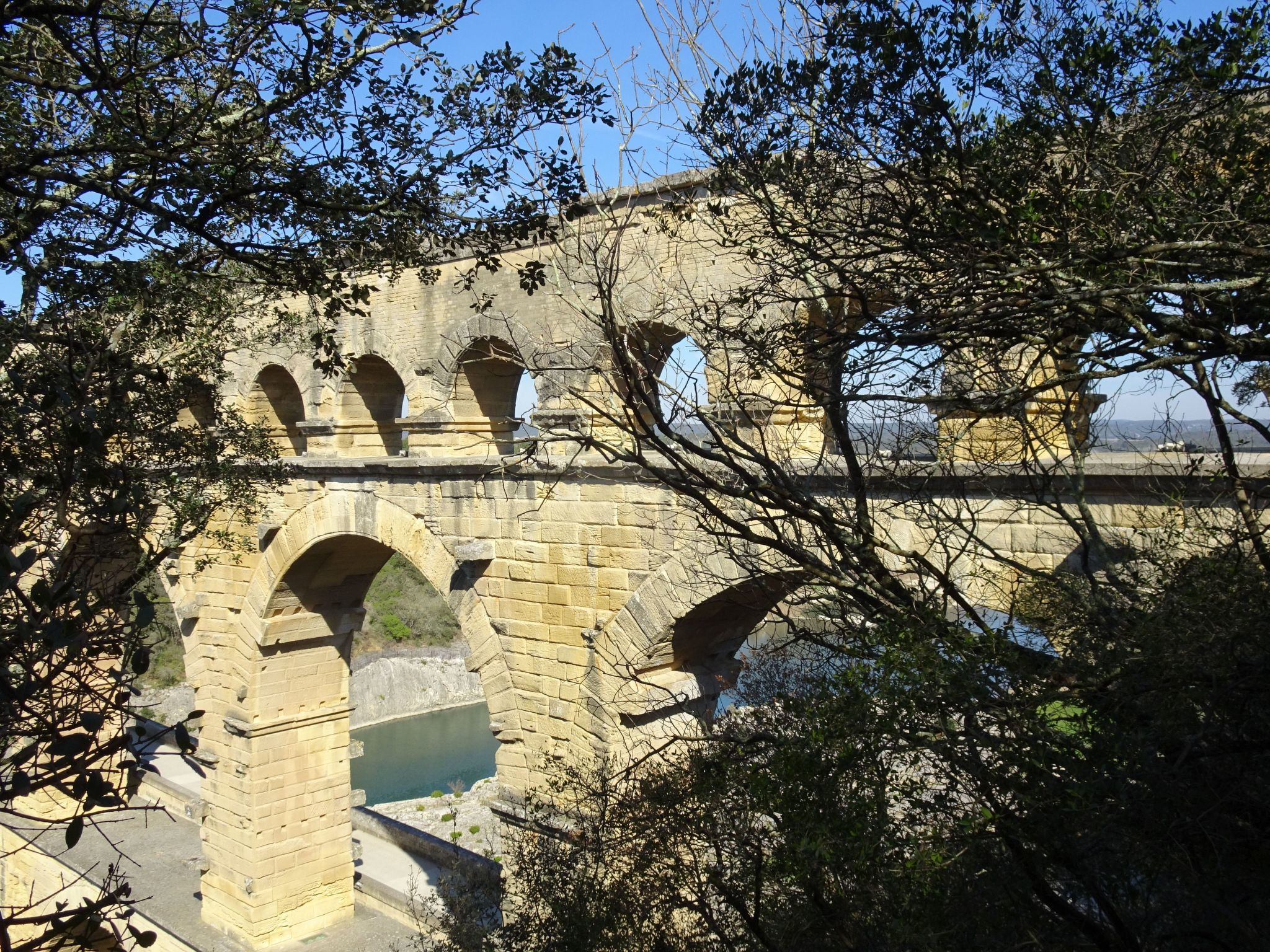 À l'abri du Mistral-Dedans