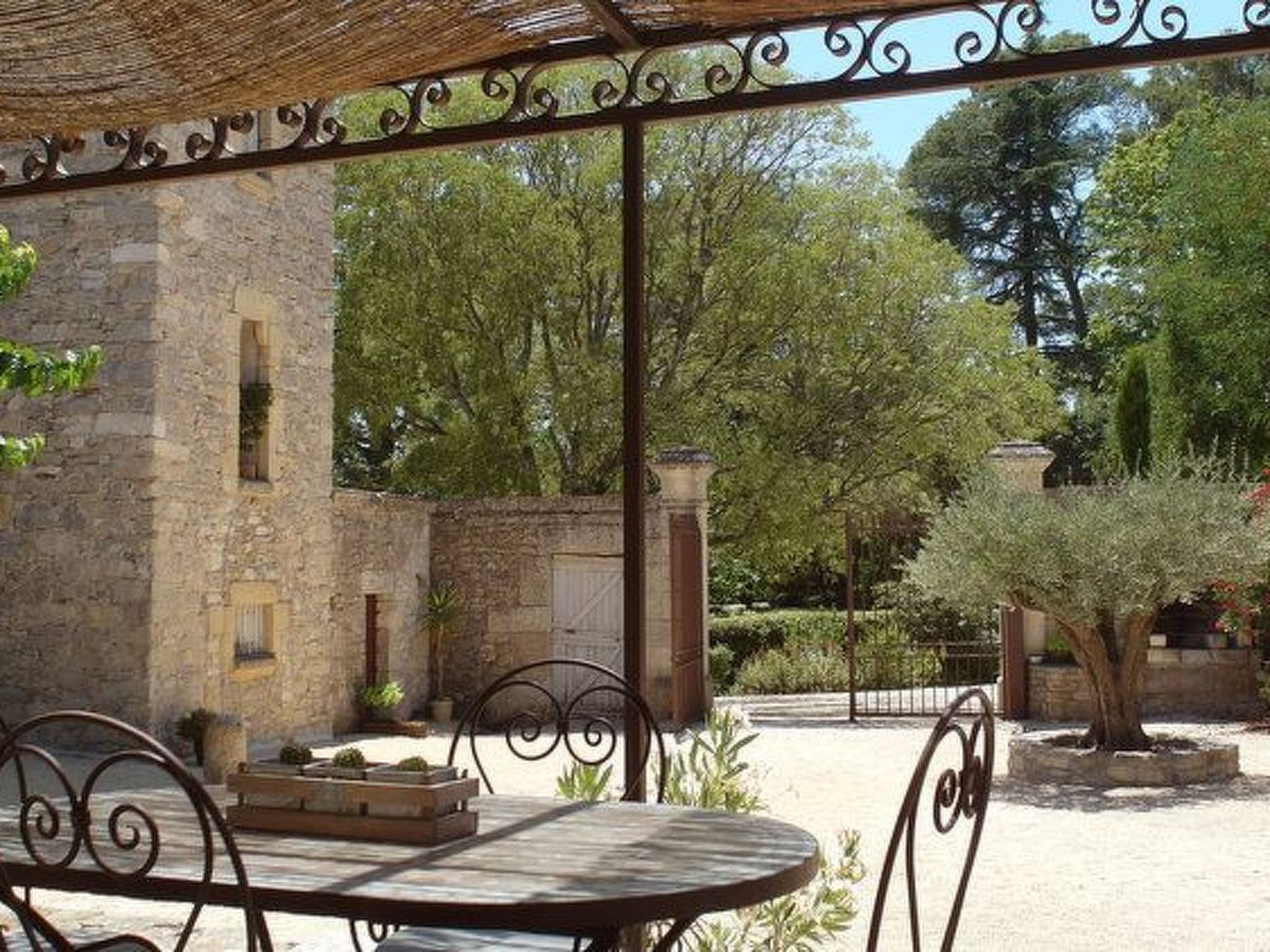 Domaine 'Suite Margot' mit Infinity-Pool