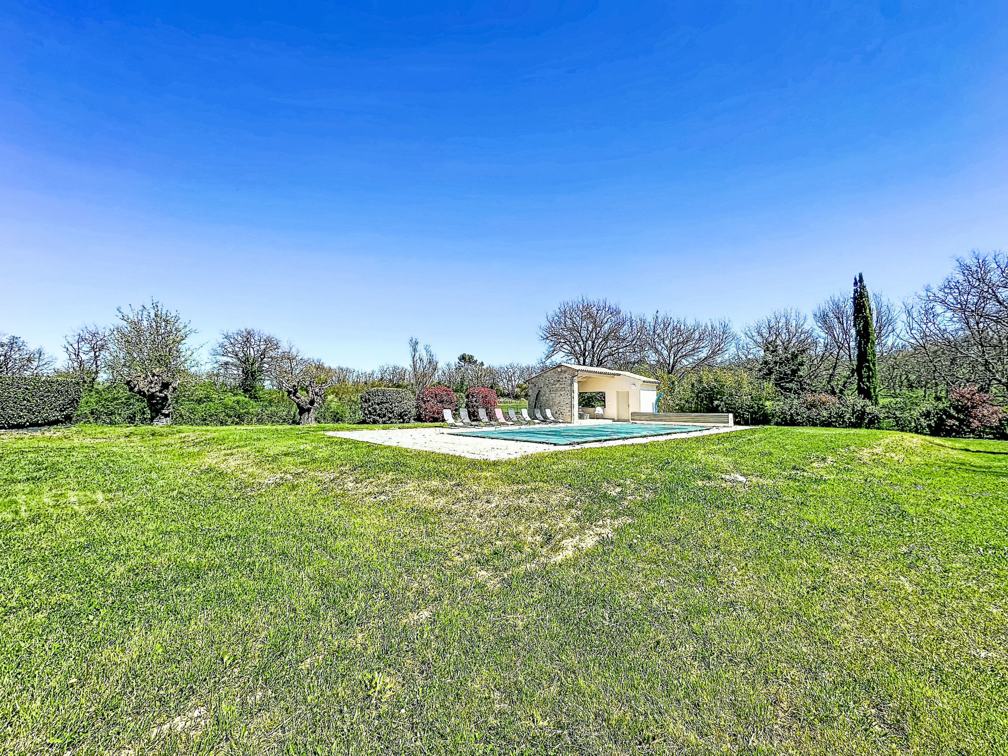 Mas des vignes - Buiten