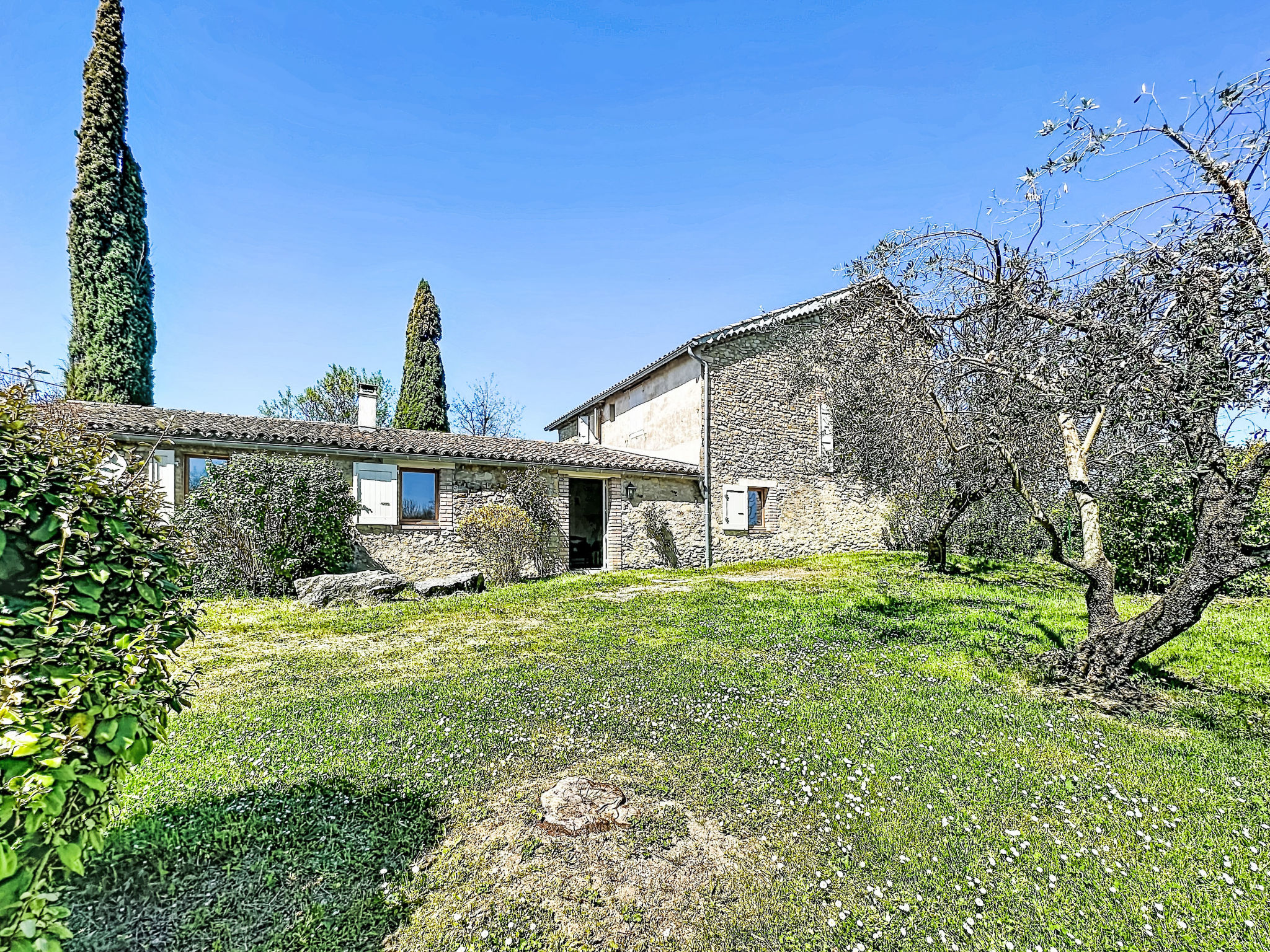 Mas des vignes - Buiten