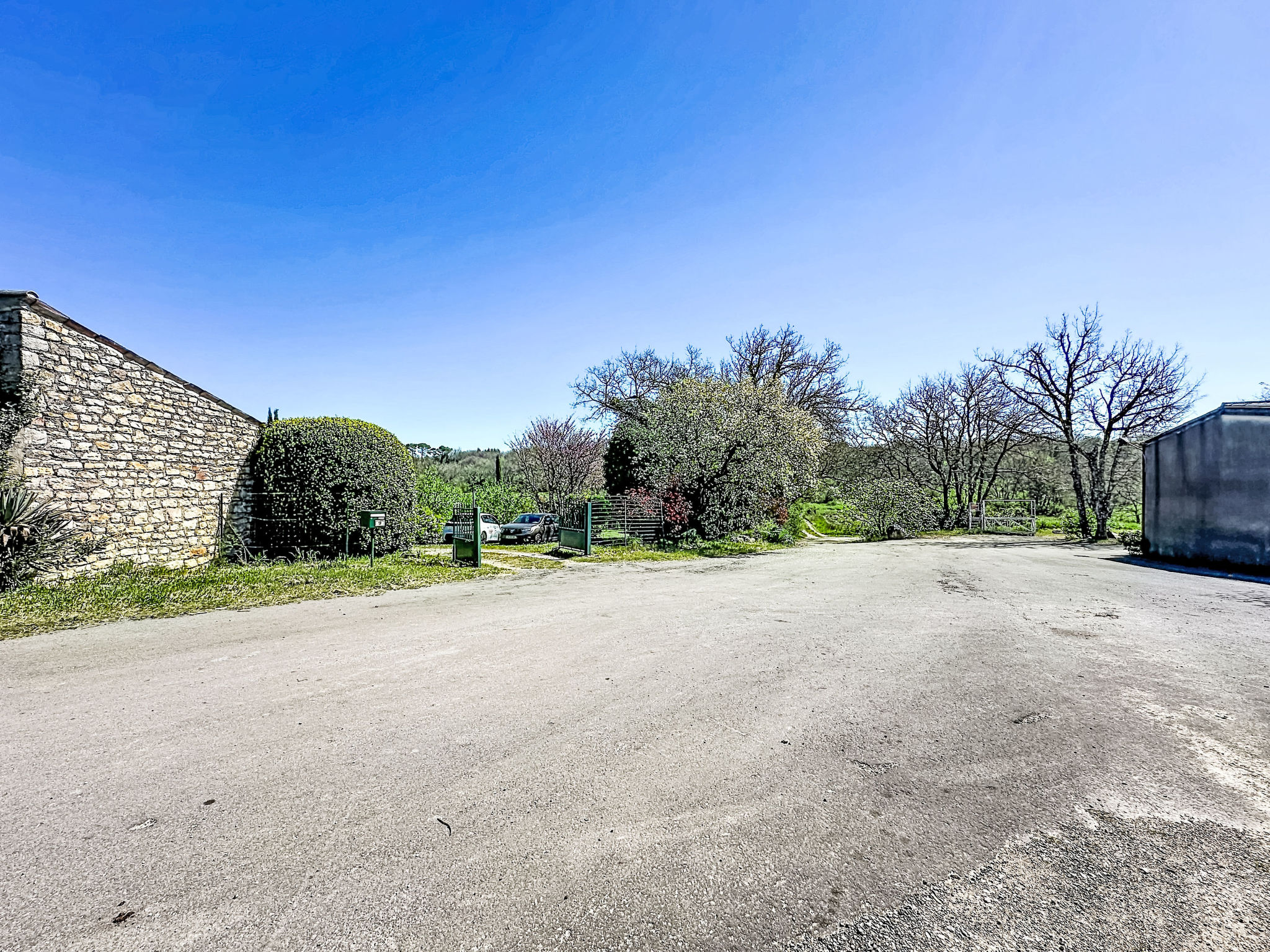 Mas des vignes - Buiten