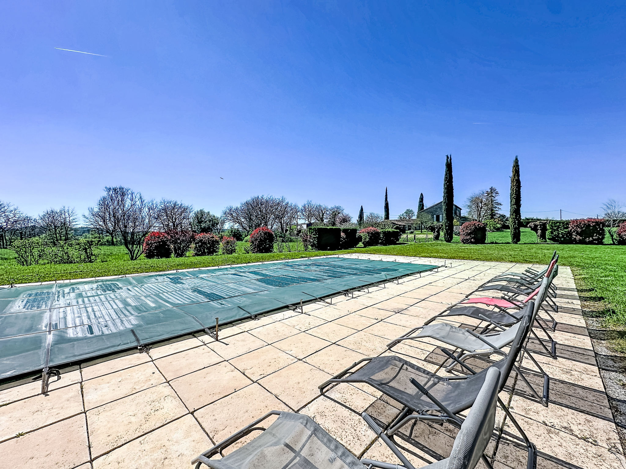 Mas des vignes - Buiten