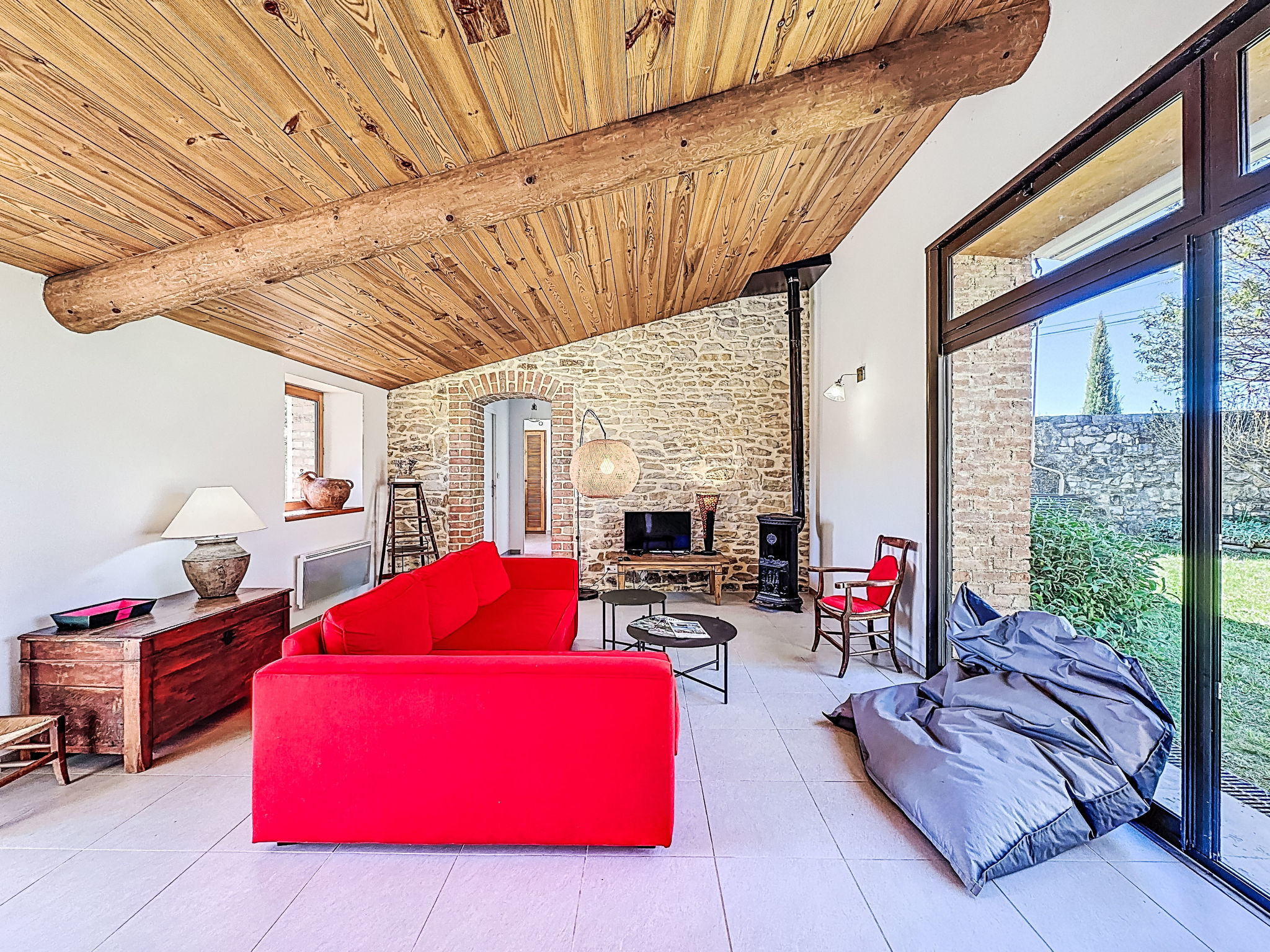 Mas des vignes - Binnen