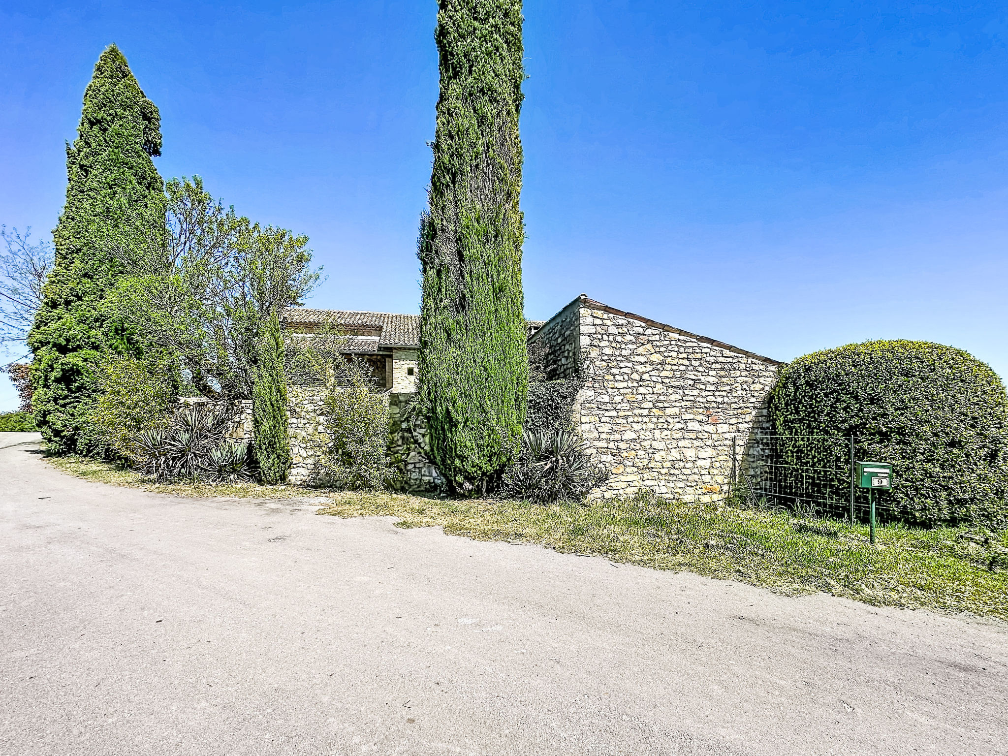 Mas des vignes - Buiten