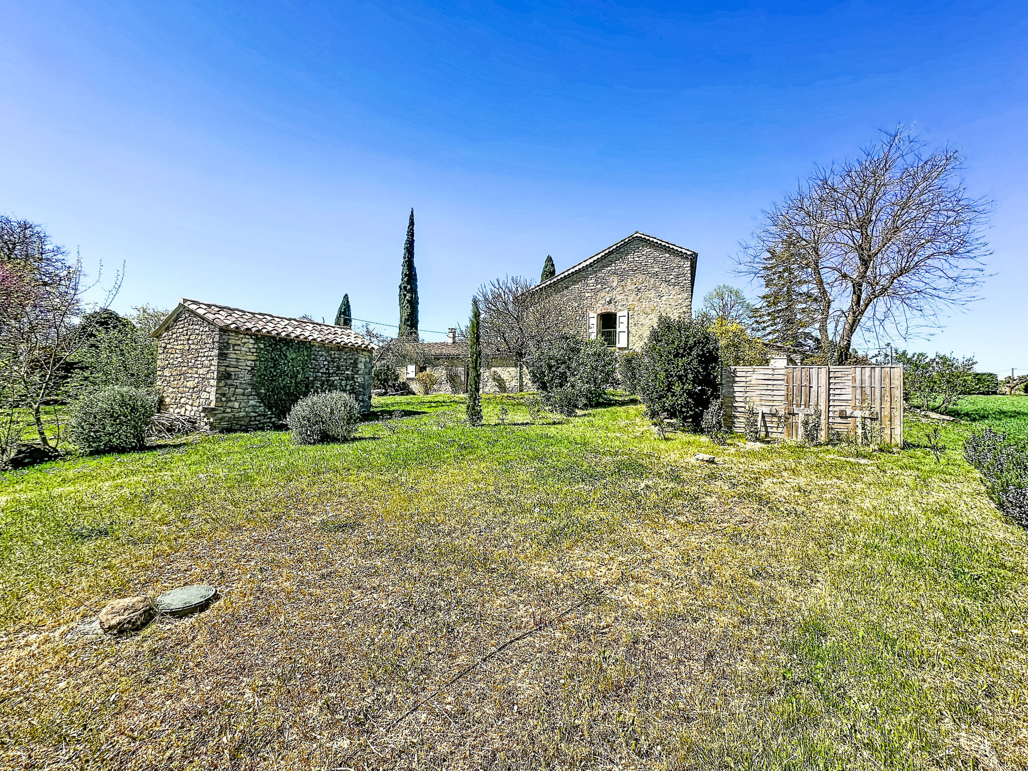 Mas des vignes - Buiten