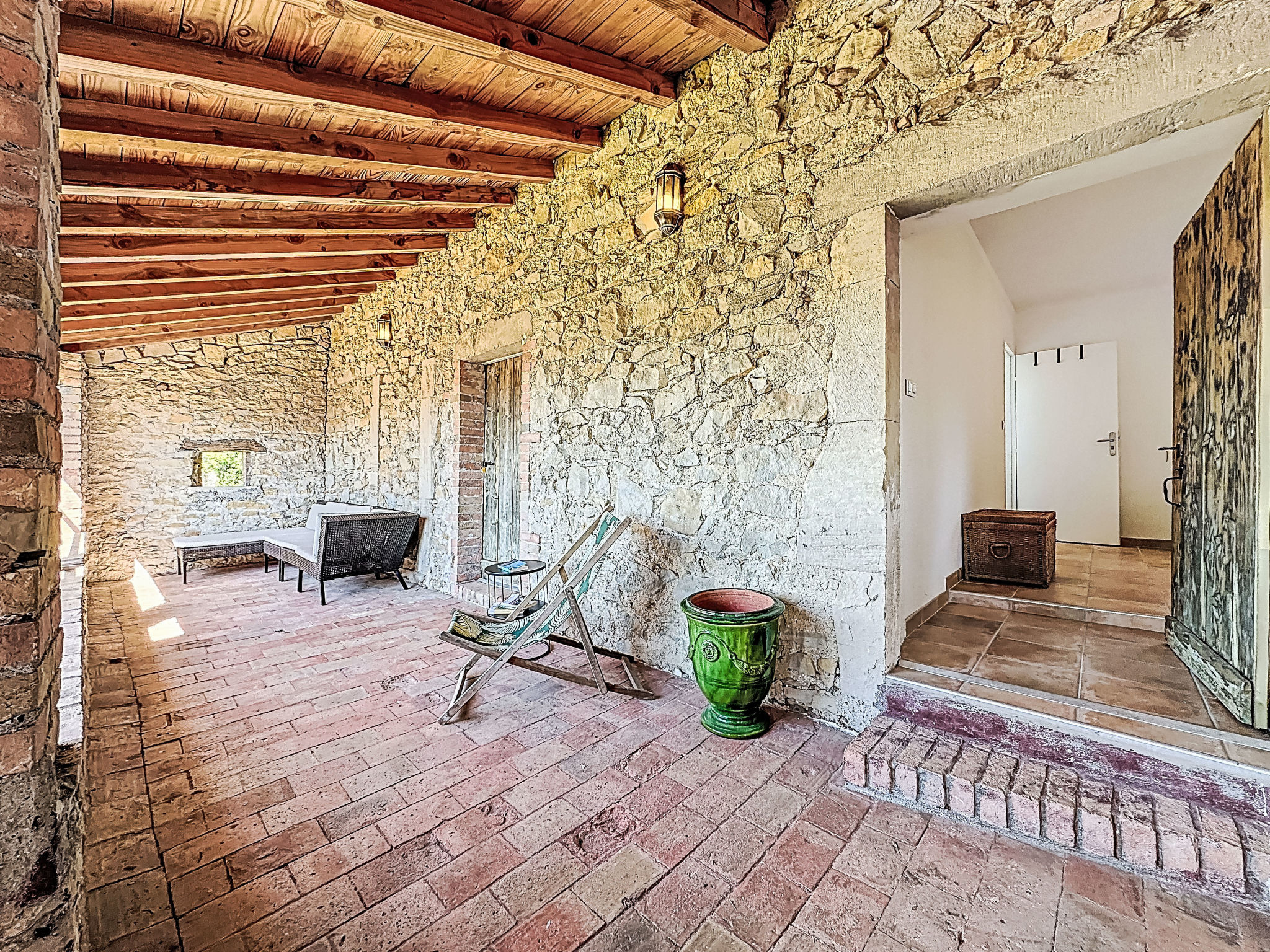 Mas des vignes - Buiten