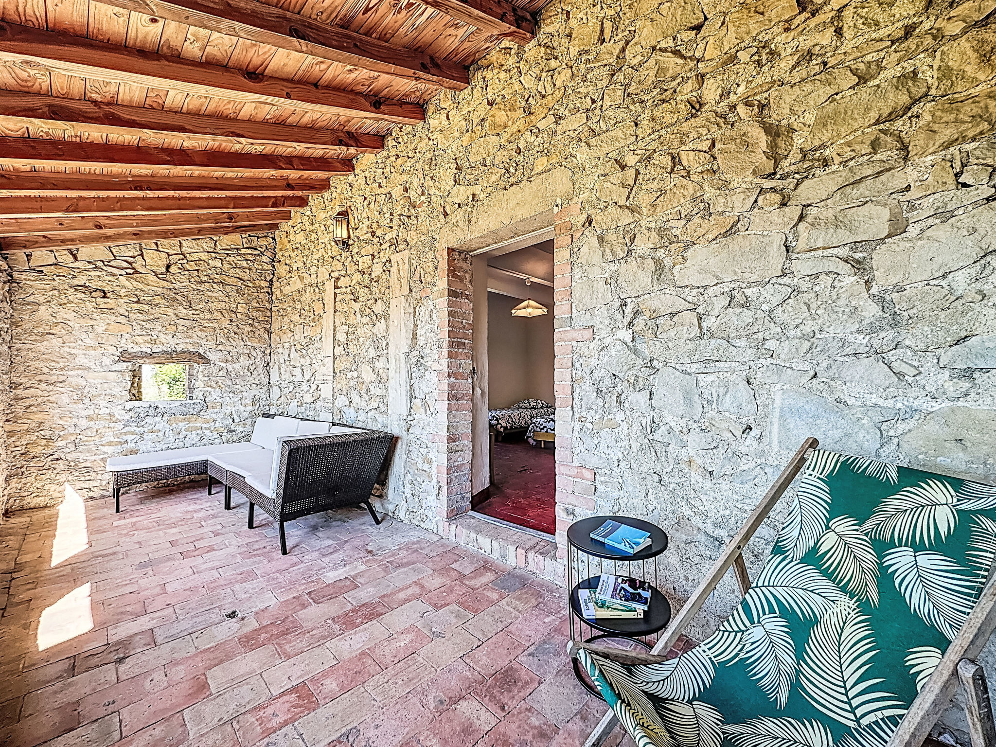 Mas des vignes - Buiten