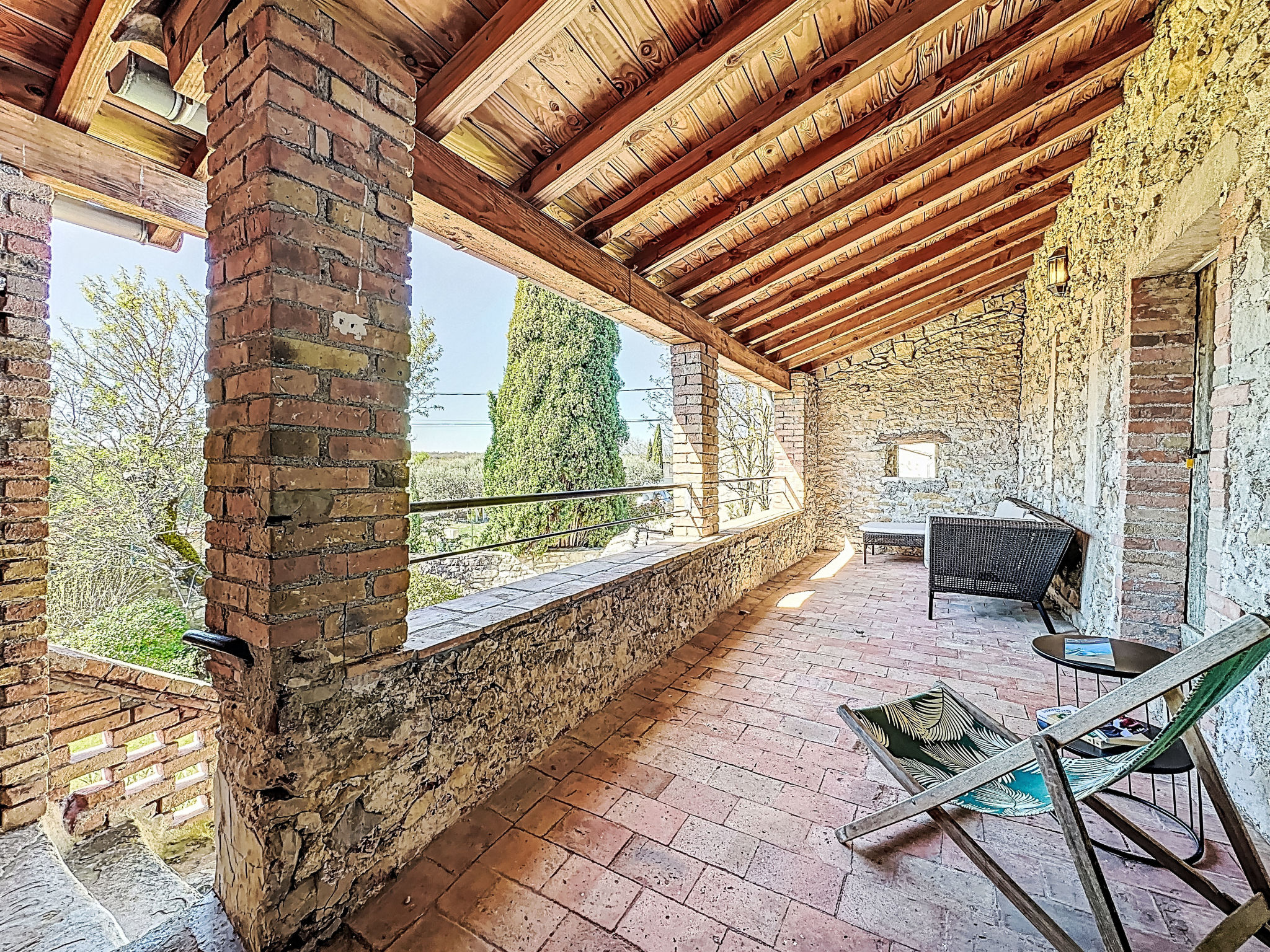 Mas des vignes - Buiten