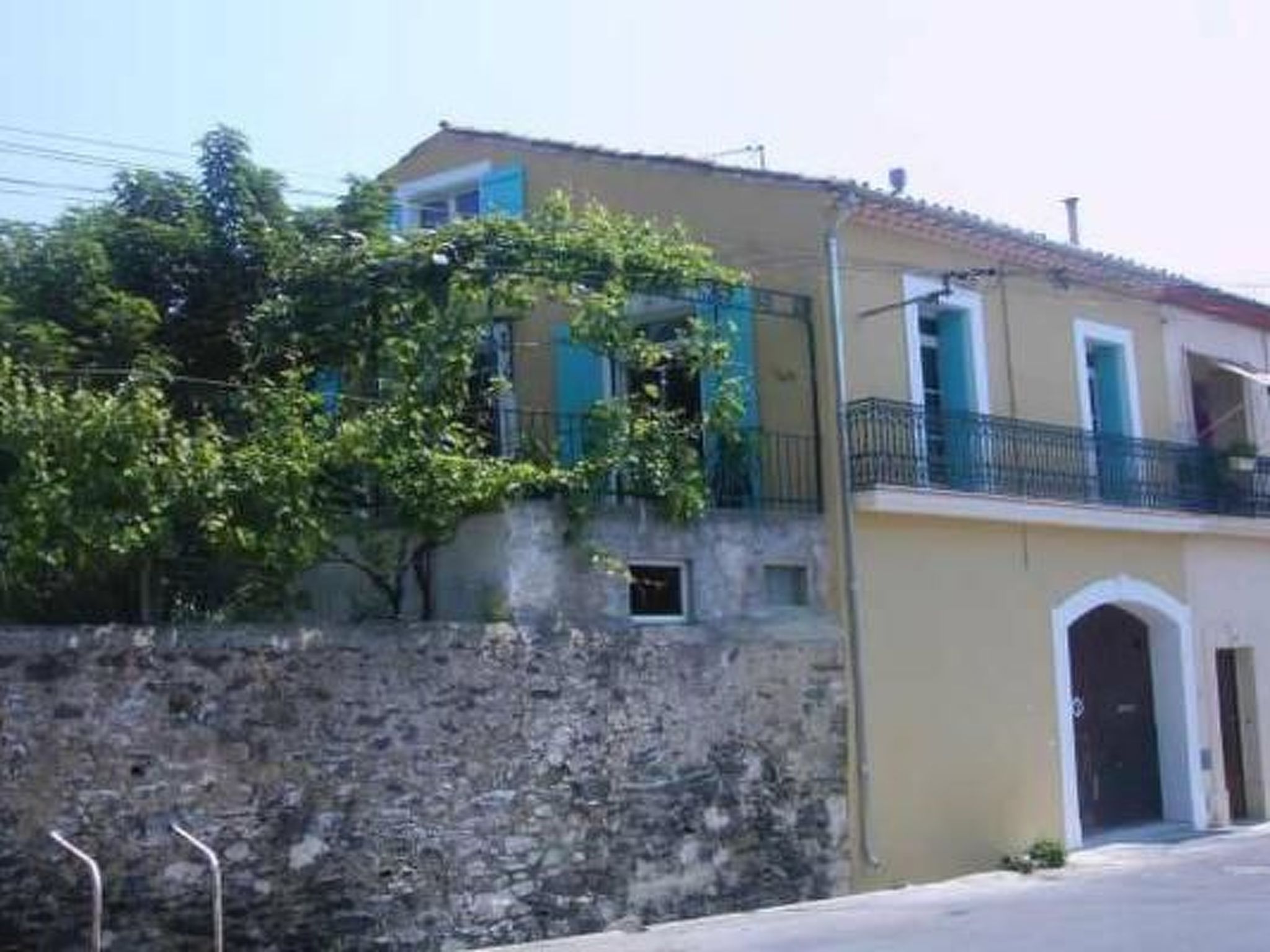 Vakantiehuis met omheinde tuin in Valros (Frankrijk) 1 hond is welkom