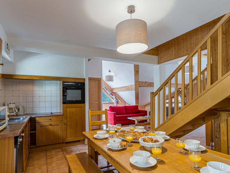 Search and Stay destination Vaujany, Auvergne-Rhône-Alpes - France from AU$ 134. La Cascade