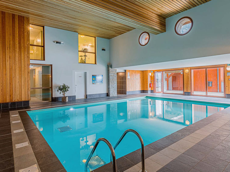 Aan de piste: Luxe appartement in Vaujany met sauna en zwembad in Vaujany
