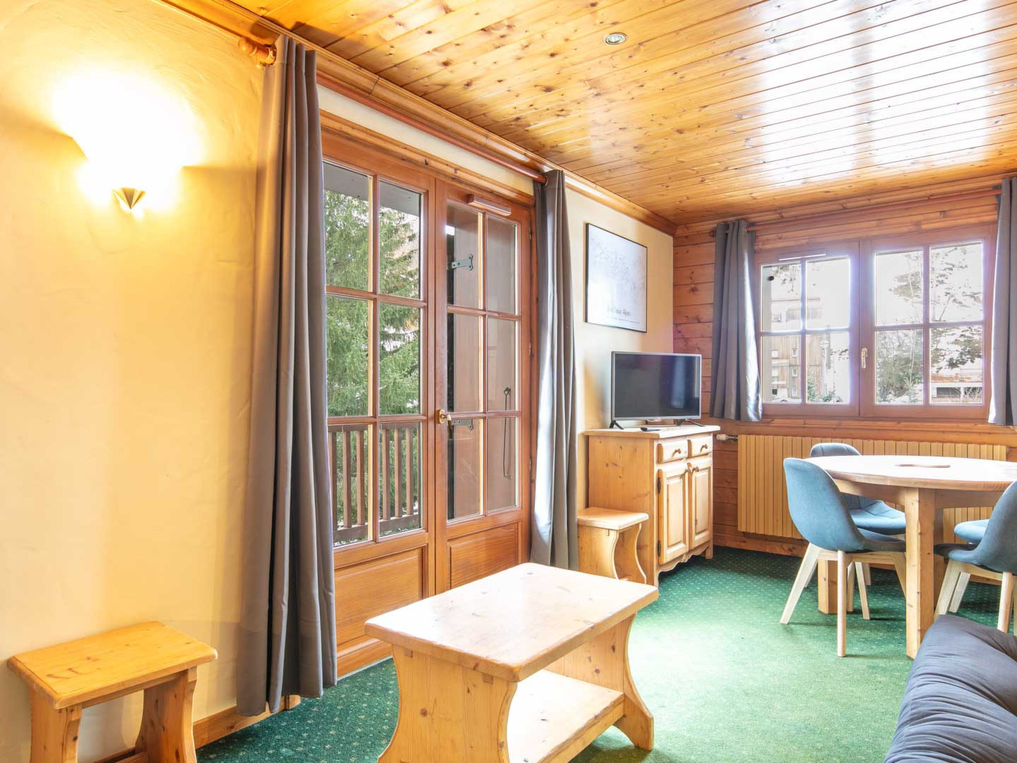 Alpina Lodge