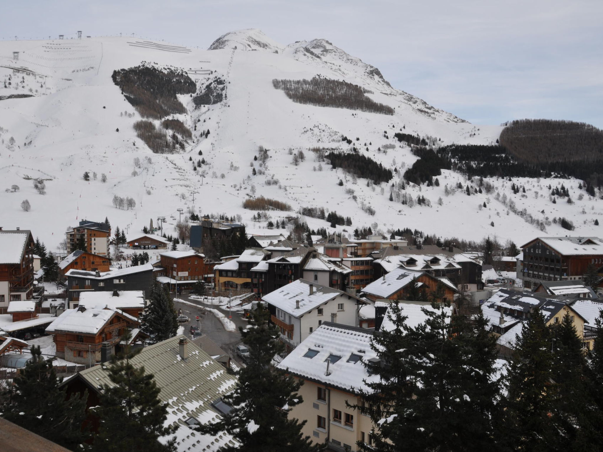 Photo of Ecureuils B
