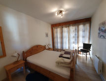 Résidence A: Ruim 8-persoons appartement direct aan de piste in Les Deux Alpes - thumbnail 4